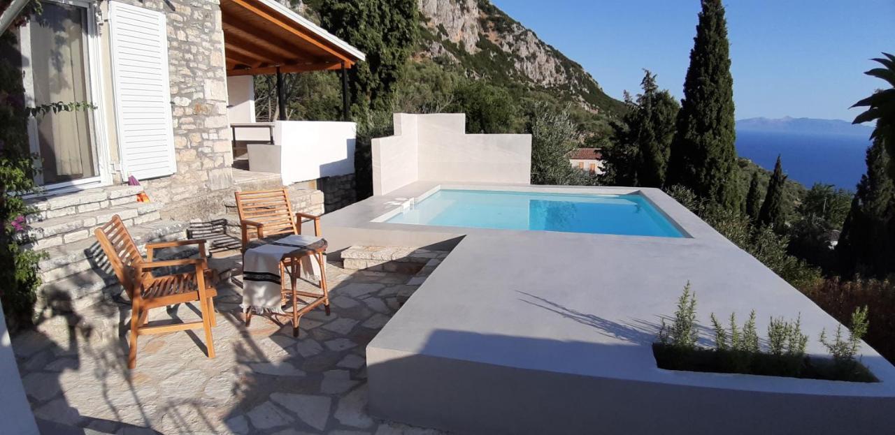 Les Villas De Qeparo Exterior photo