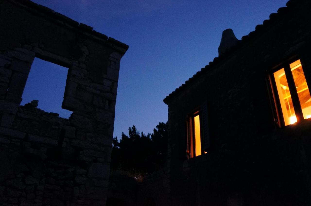 Les Villas De Qeparo Exterior photo