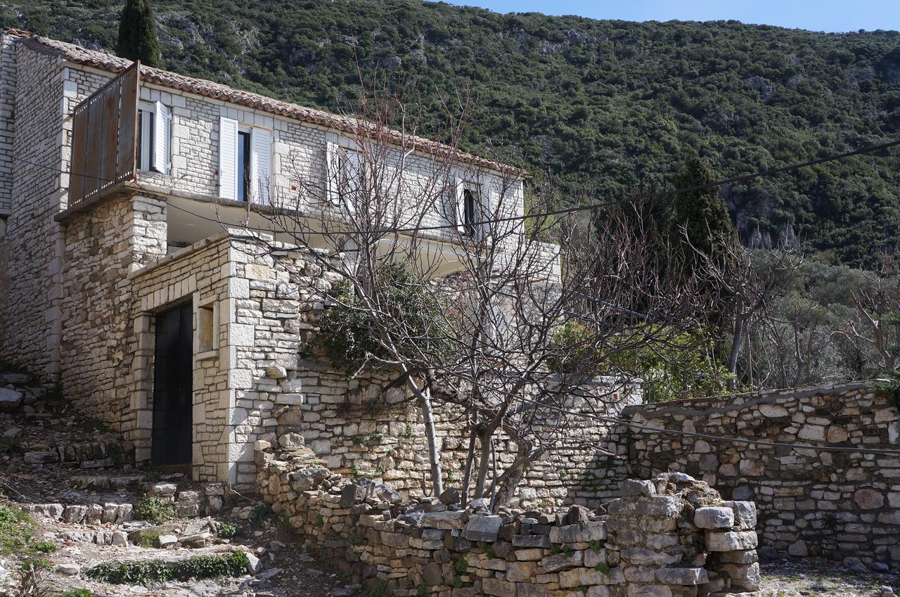 Les Villas De Qeparo Exterior photo