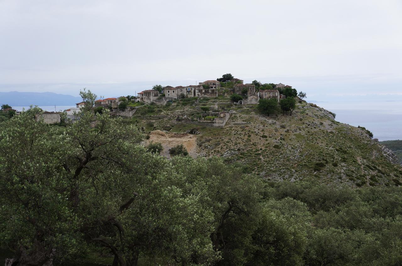 Les Villas De Qeparo Exterior photo